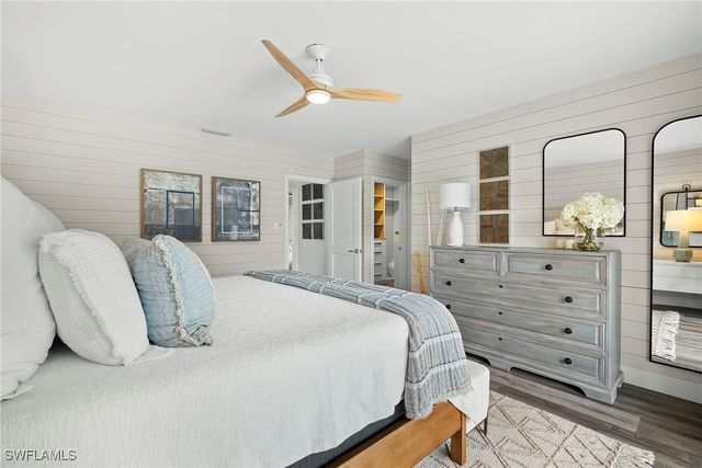 504 Tierra Mar LN E 2, Naples, FL 34108