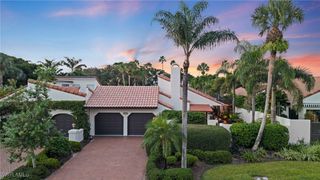 504 Tierra Mar LN E 2, Naples, FL 34108