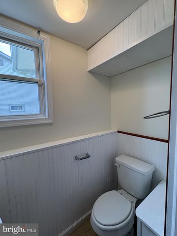 3 RADNOR RD, Newark, DE 19713