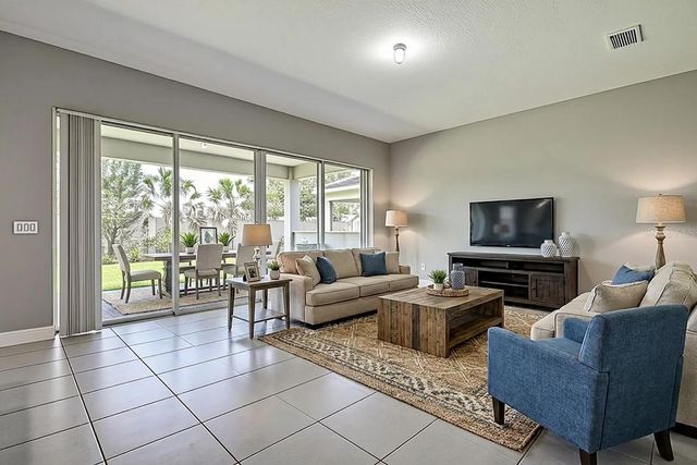 30932 LINDENTREE DRIVE, Wesley Chapel, FL 33543