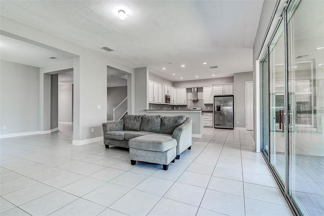 30932 LINDENTREE DRIVE, Wesley Chapel, FL 33543