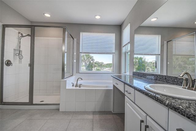 30932 LINDENTREE DRIVE, Wesley Chapel, FL 33543