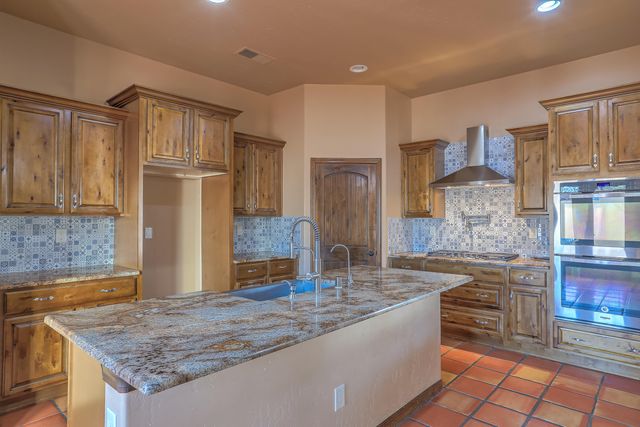 2201 Loma Larga Road, Corrales, NM 87048