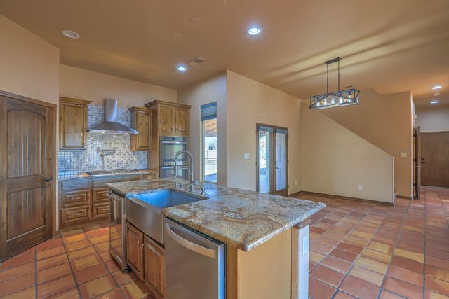 2201 Loma Larga Road, Corrales, NM 87048
