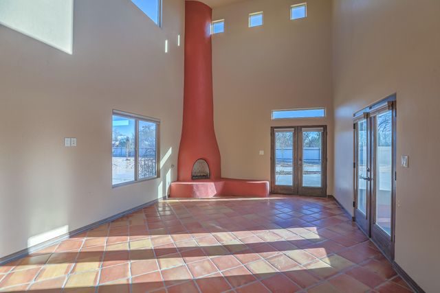 2201 Loma Larga Road, Corrales, NM 87048