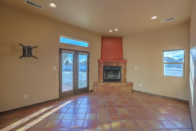 2201 Loma Larga Road, Corrales, NM 87048