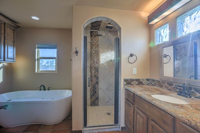 2201 Loma Larga Road, Corrales, NM 87048