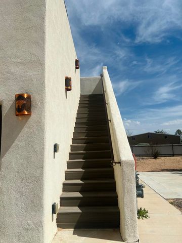 2201 Loma Larga Road, Corrales, NM 87048