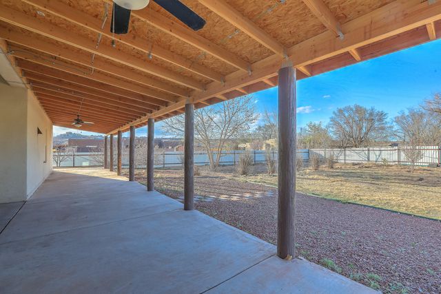2201 Loma Larga Road, Corrales, NM 87048