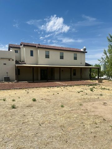 2201 Loma Larga Road, Corrales, NM 87048