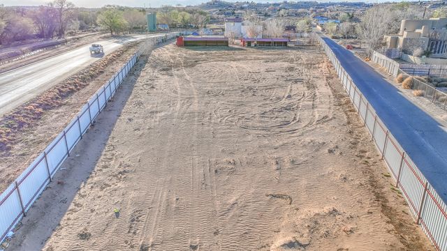 2201 Loma Larga Road, Corrales, NM 87048