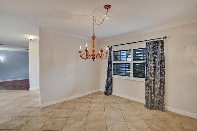 9352 Cascade Court, Boynton Beach, FL 33437