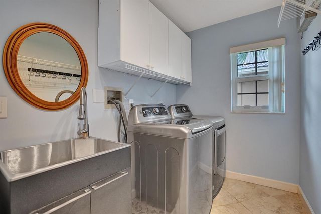 9352 Cascade Court, Boynton Beach, FL 33437