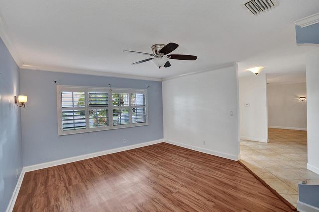 9352 Cascade Court, Boynton Beach, FL 33437