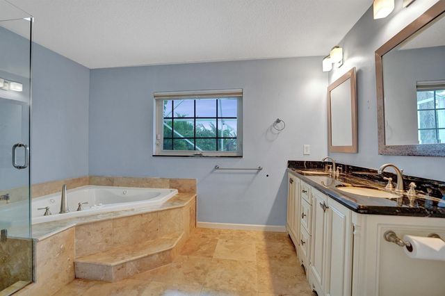 9352 Cascade Court, Boynton Beach, FL 33437