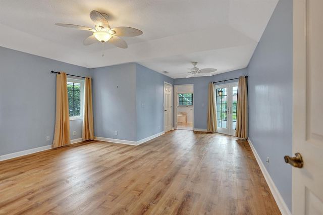 9352 Cascade Court, Boynton Beach, FL 33437