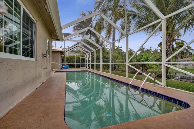 9352 Cascade Court, Boynton Beach, FL 33437