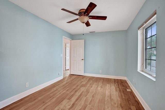 9352 Cascade Court, Boynton Beach, FL 33437
