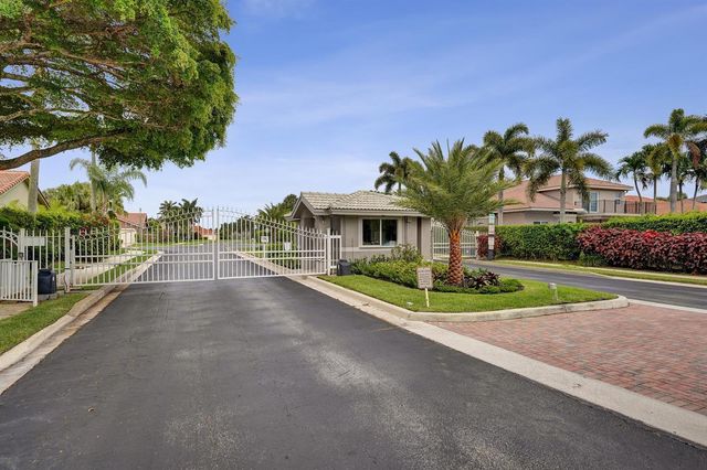 9352 Cascade Court, Boynton Beach, FL 33437