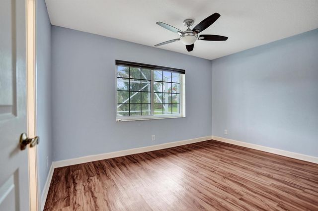 9352 Cascade Court, Boynton Beach, FL 33437