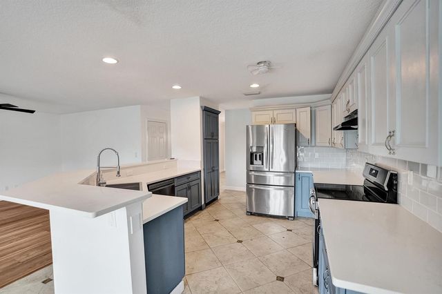 9352 Cascade Court, Boynton Beach, FL 33437