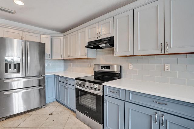 9352 Cascade Court, Boynton Beach, FL 33437