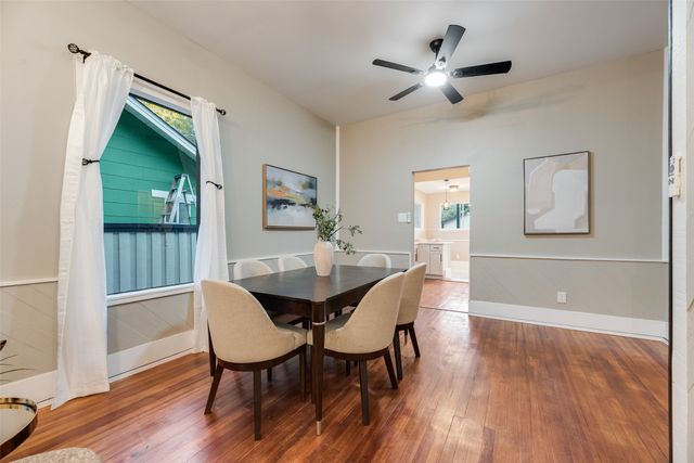 924 N Winnetka Avenue, Dallas, TX 75208