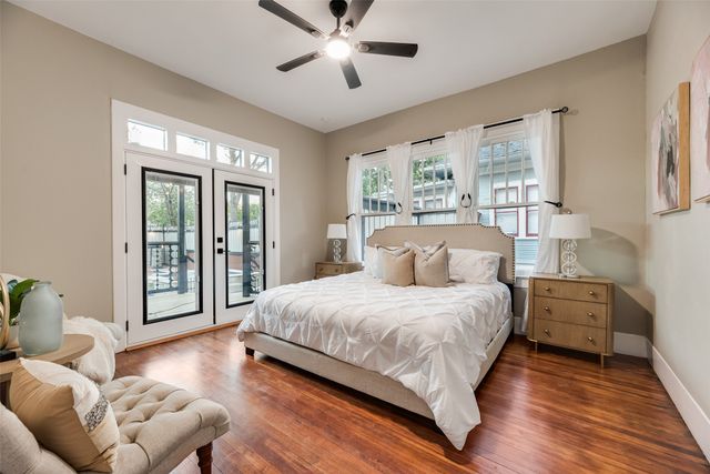 924 N Winnetka Avenue, Dallas, TX 75208