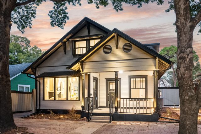 924 N Winnetka Avenue, Dallas, TX 75208
