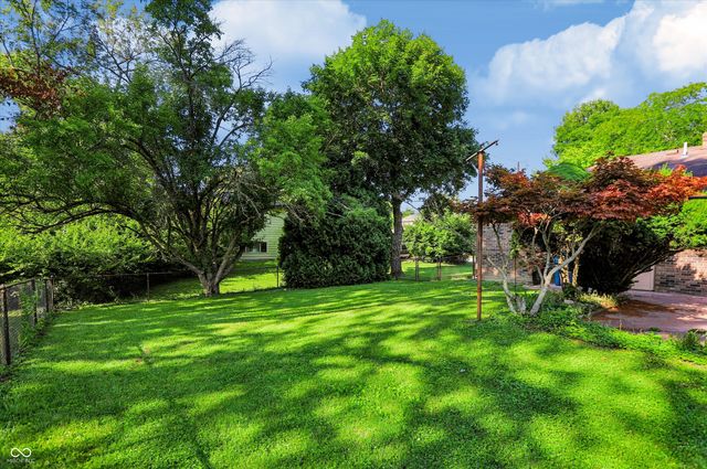 8831 Beckford Drive, Indianapolis, IN 46234