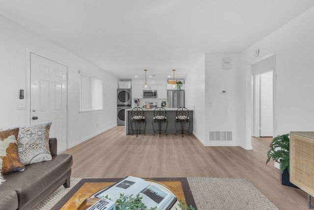 72682 Thrush Road 1, Palm Desert, CA 92260