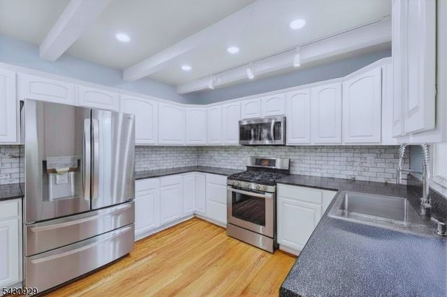 323 Church Street, Middletown Twp., NJ 07718