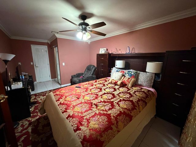 2035 Winners Circle, North Lauderdale, FL 33068