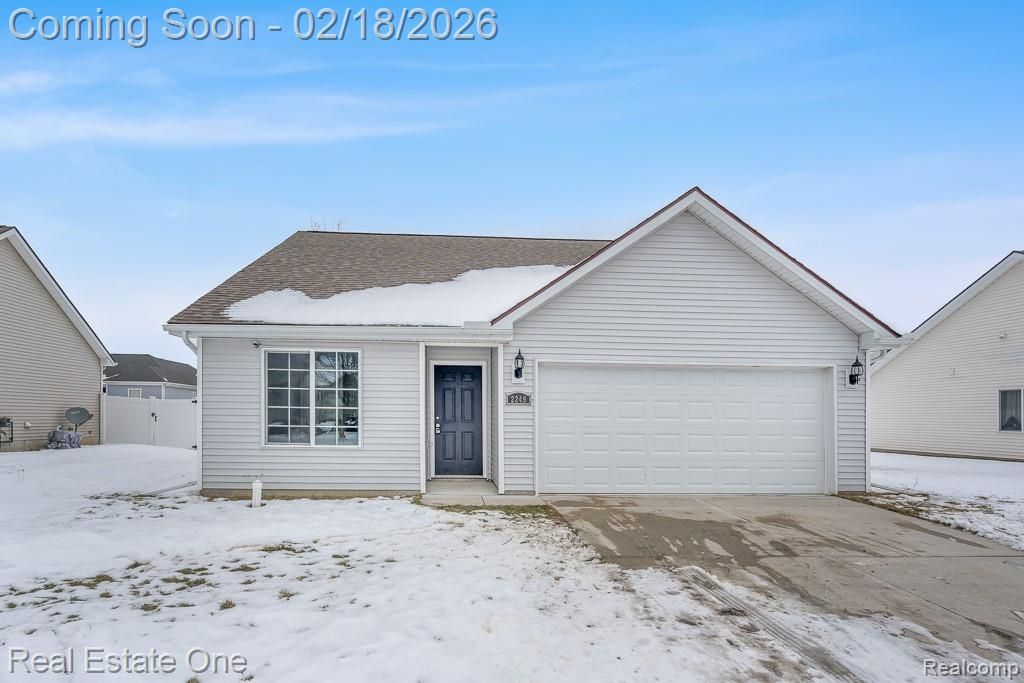 2249 Legacy Drive, Burton, MI 48519