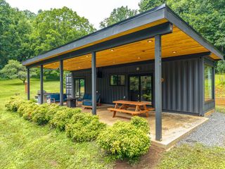 1824 Colwell Road, Blue Ridge, GA 30513