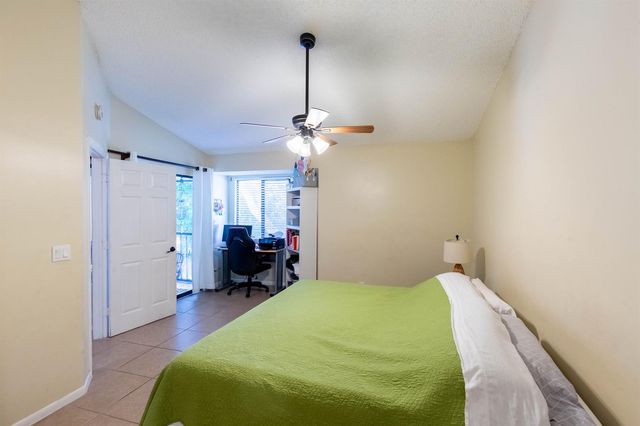 508 Harbour Pointe Way, Greenacres, FL 33413