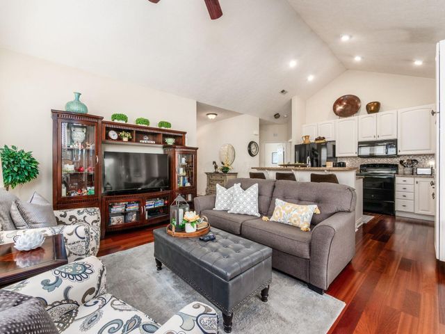 4635 Sahalee Drive, Grove City, OH 43123
