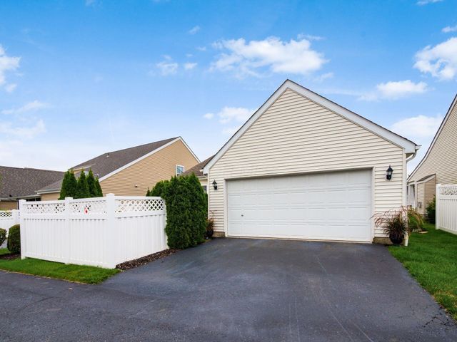 4635 Sahalee Drive, Grove City, OH 43123