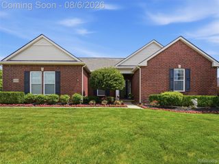61328 Saddlecreek Drive, Lyon Charter Township, MI 48178