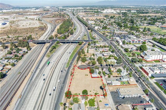 100 N 2nd, Colton, CA 92324