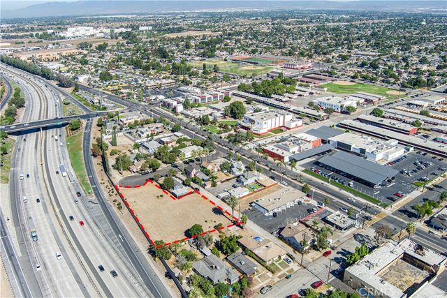 100 N 2nd, Colton, CA 92324