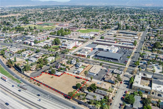 100 N 2nd, Colton, CA 92324