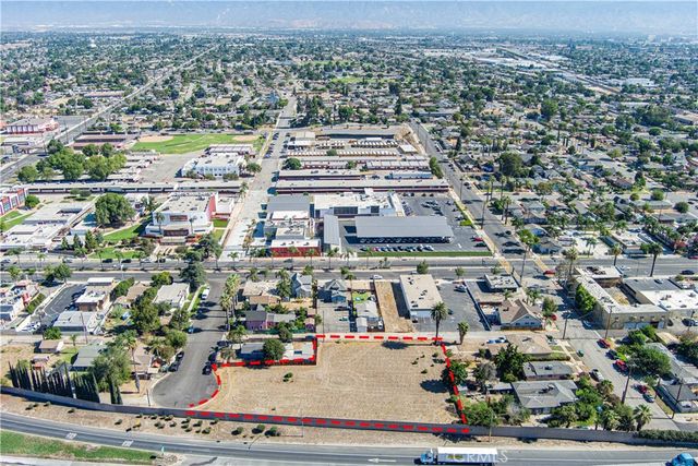 100 N 2nd, Colton, CA 92324