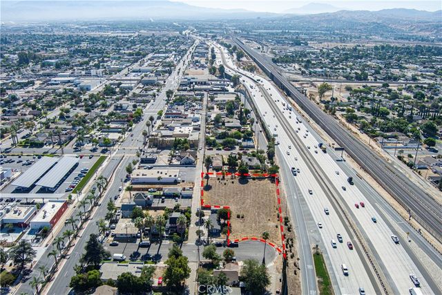 100 N 2nd, Colton, CA 92324