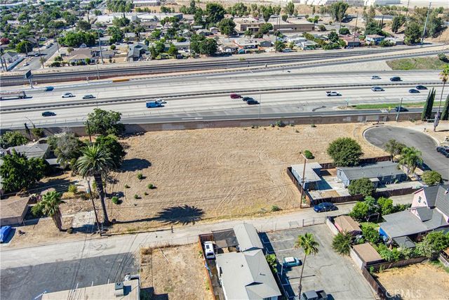 100 N 2nd, Colton, CA 92324