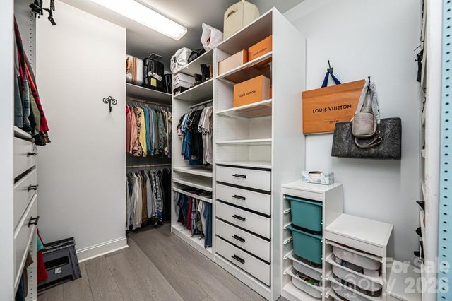 1360 Sweetbriar Lane, Hickory, NC 28602