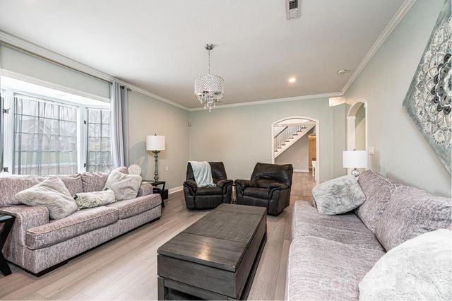 1360 Sweetbriar Lane, Hickory, NC 28602