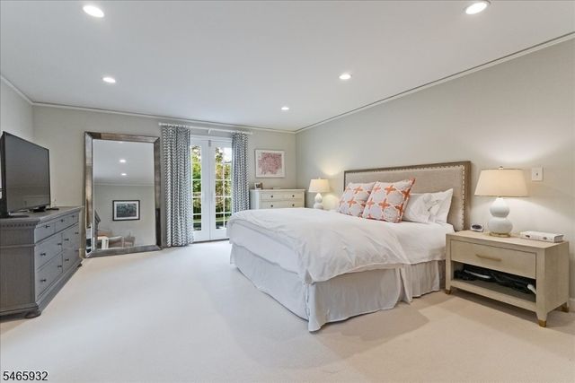 45 West Rd, Millburn Twp., NJ 07078