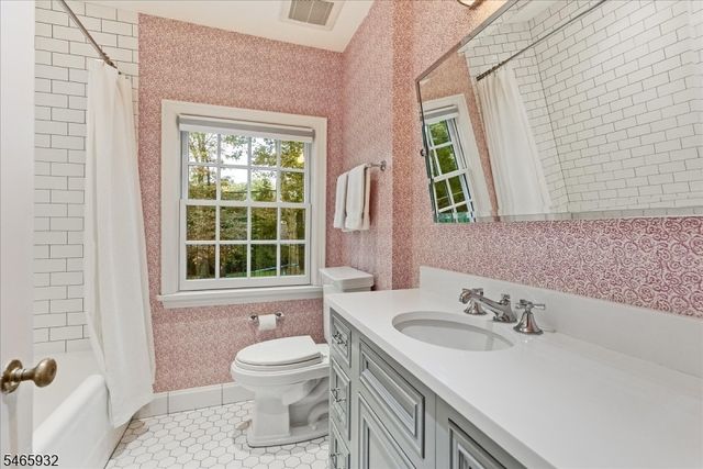 45 West Rd, Millburn Twp., NJ 07078