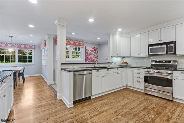 45 West Rd, Millburn Twp., NJ 07078